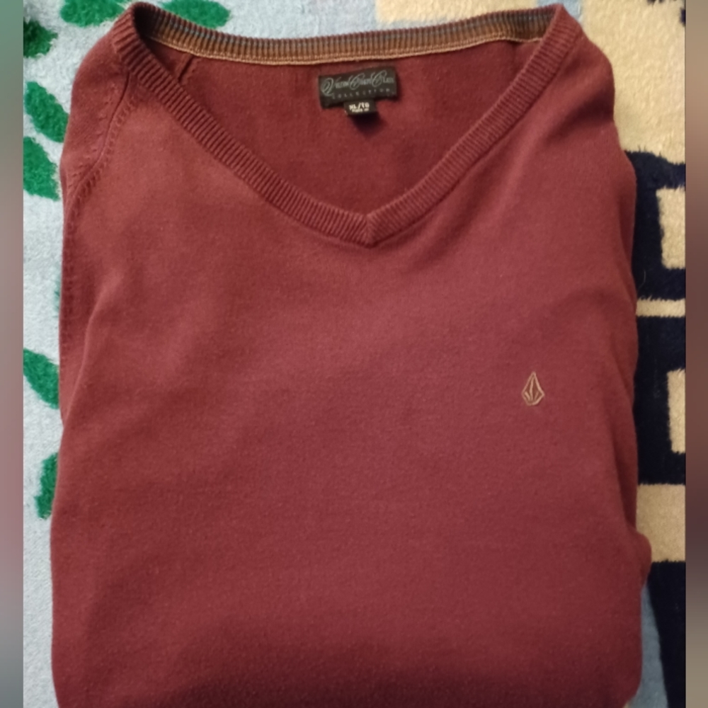 Volcom men's sweater
